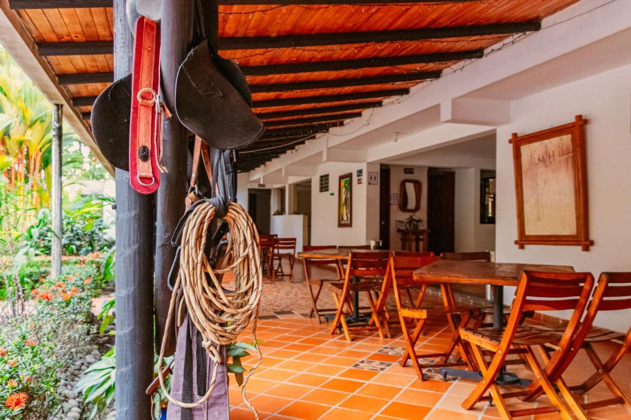 Hotel Casa Baquero El Cairo  エクステリア 写真